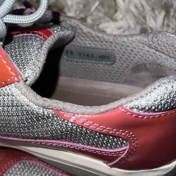 Prada PATENT LEATHER TRAINERS - Picture 7 of 7